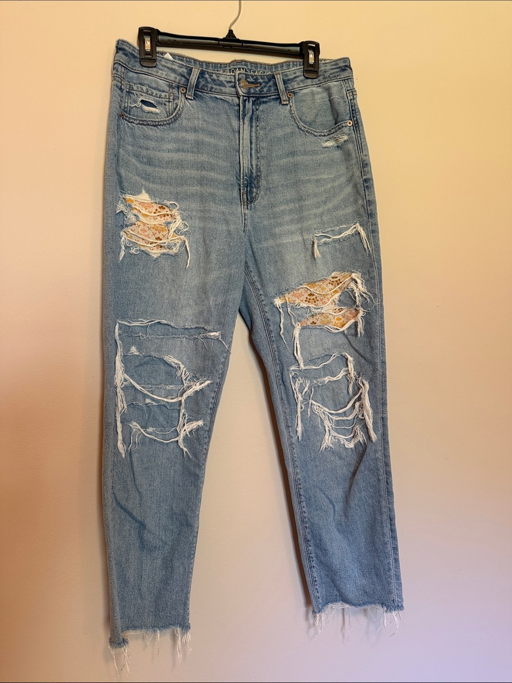 Light Blue Distressed Women's Jeans with Floral Patch